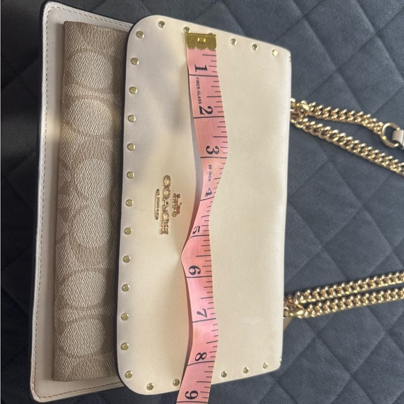 Coach Cream Shoulder Bag - Picture 8 of 14